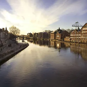 Pass The Keys Charming Near Clifton Moor York